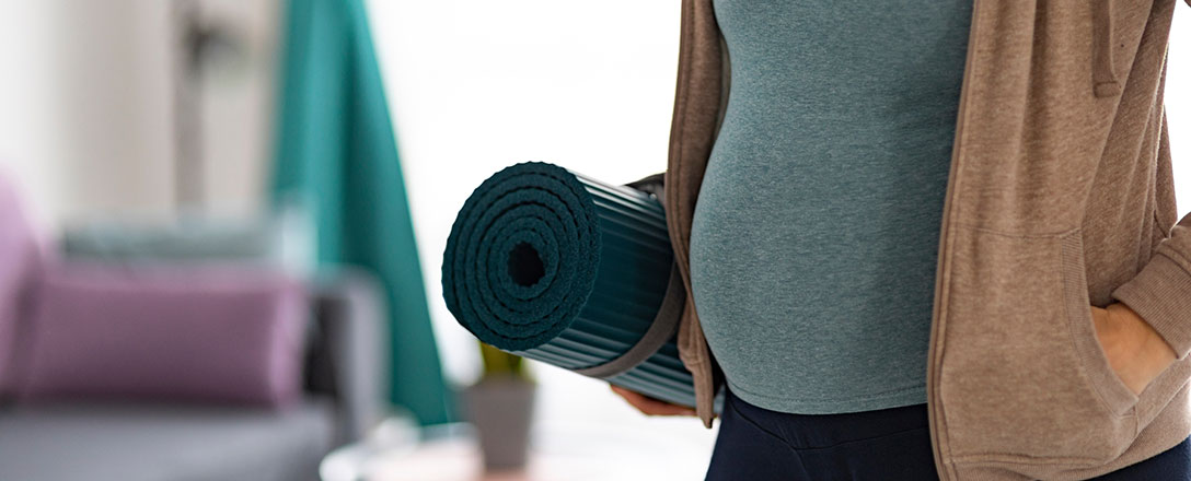 Bewegung und Sport sind auch für werdende Mütter in der Schwangerschaft wichtig.