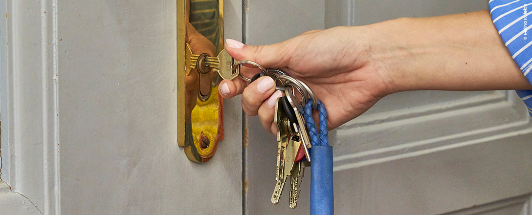 Schlüssel in Türschloss