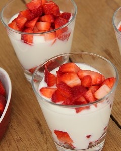 Joghurt mit Erdbeeren