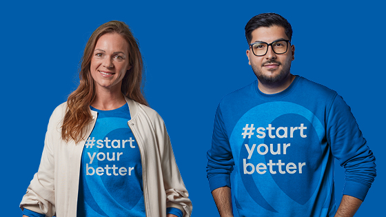 Zwei Kolleg:innen aus dem Vertrieb